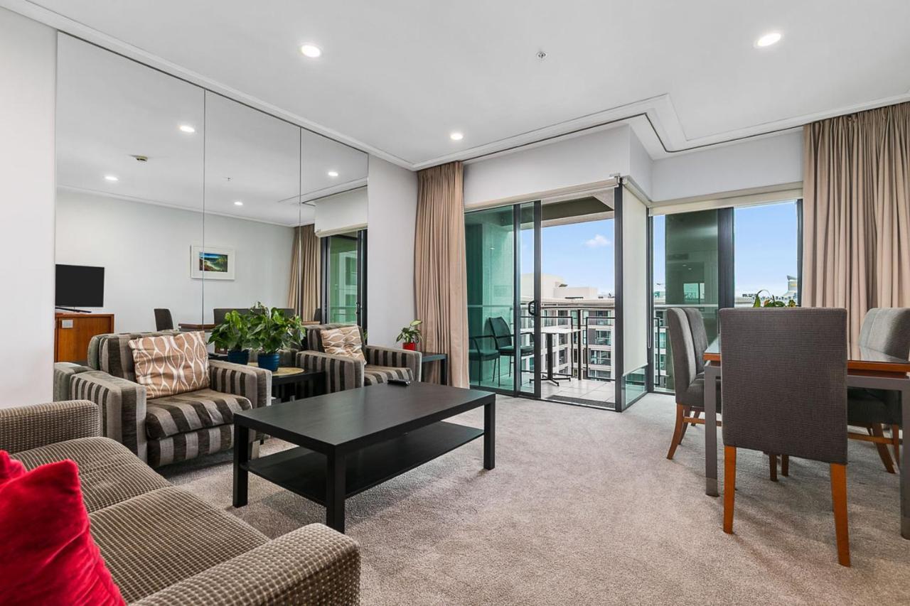 Dazzling Sea Views - Heart Of The Viaduct Auckland Exterior photo